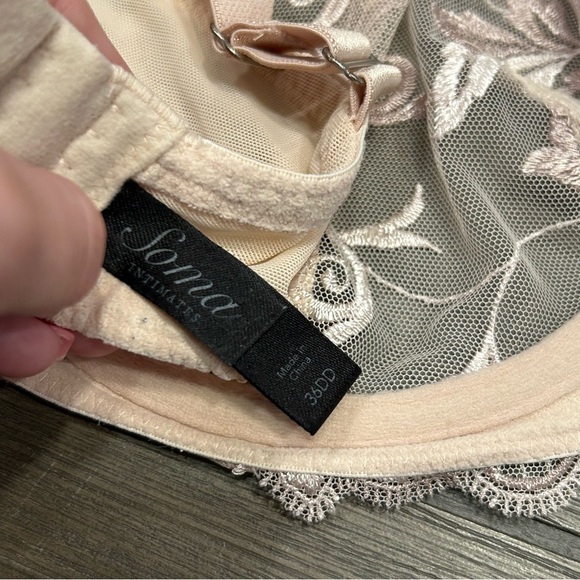 Soma Sensuous Lace Unlined Bra - Picture 7 of 8